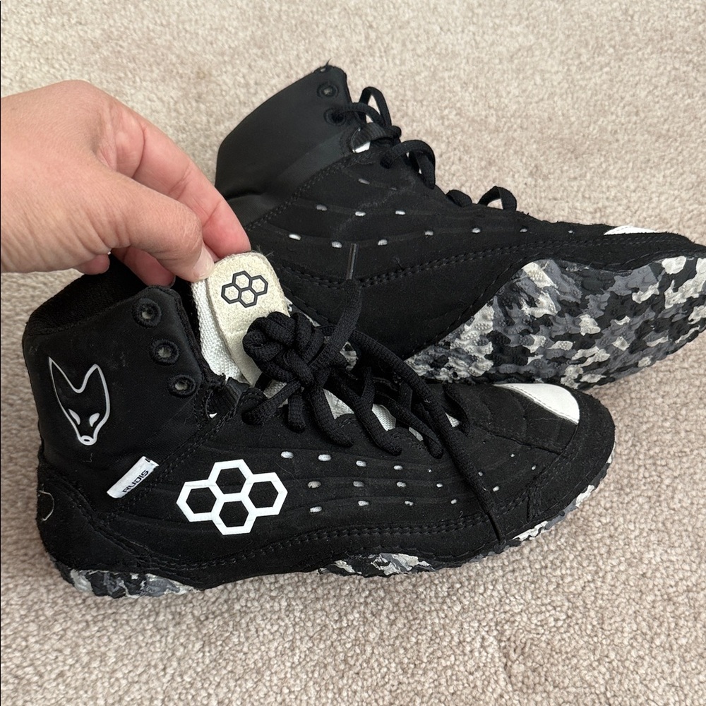 Boys wrestling shoes